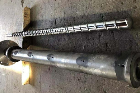 注塑機機筒螺桿使用時需要注意哪些事項？